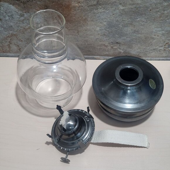 Vintage Kerosene Lamp Wick Clear Hurricane Glass Globe Chimney Metal Base - Picture 5 of 12